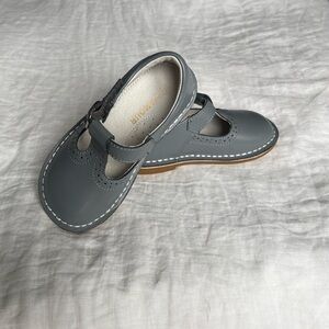 L'AMOUR Frances T-Strap Mary Jane Shoes leather. Blue/Gray. Toddler girl size 9